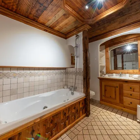 Familial Authentique Avec Spa, Jacuzzi Et Hammam - 1850 - Fr-1-613a-26 Courchevel
