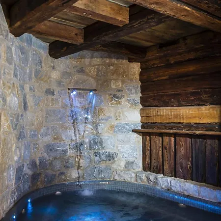 샬레 Familial Authentique Avec Spa, Jacuzzi Et Hammam - 1850 - Fr-1-613a-26 *